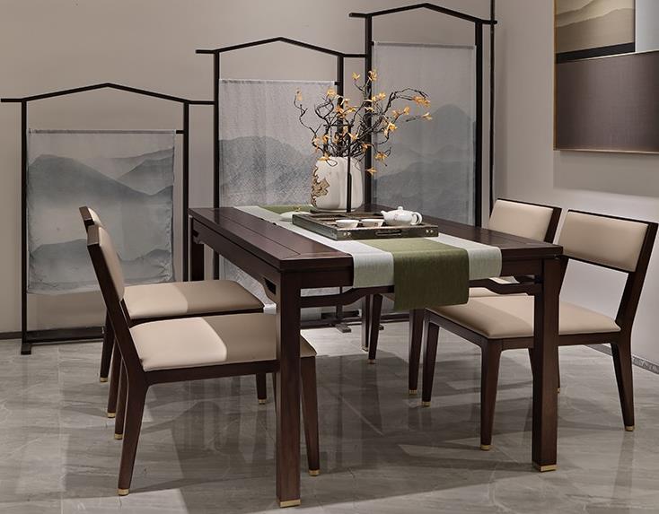 新中式餐廳長(zhǎng)餐桌烏絲檀木實(shí)木框架黃檀色